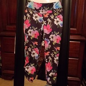 SO Yoga Floral Pants